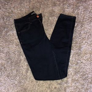 Hi-rise American Eagle jeggings